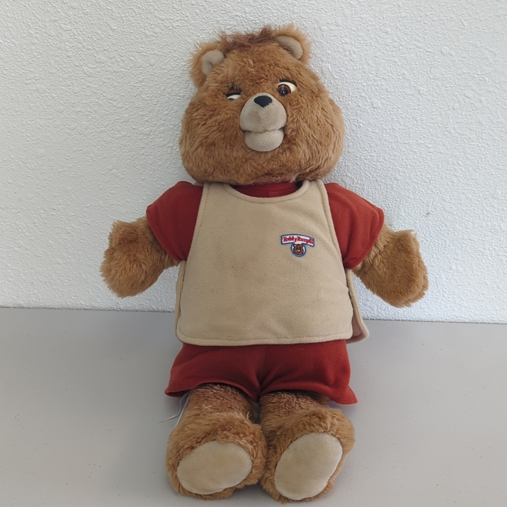 Teddy Ruxpin Talking Bear with books and tapes